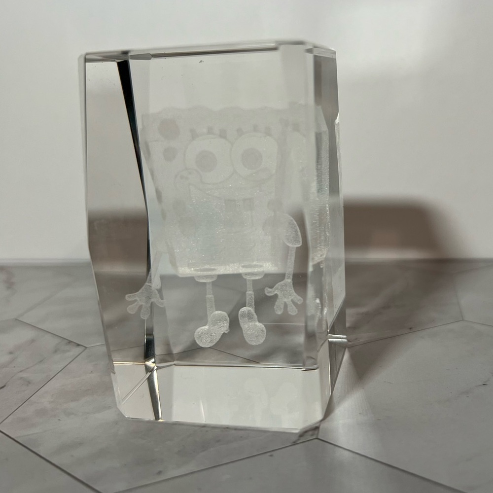 CLEARANCE Vintage SpongeBob‎ SquarePants Laser Etched Glads Crystal Figure